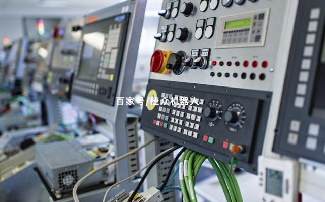 塑料挤出口模一般用什么材料，群里懂行的来说说